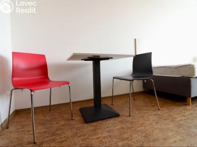 Rent apartment 1+KK Praha, Křížová č. 4