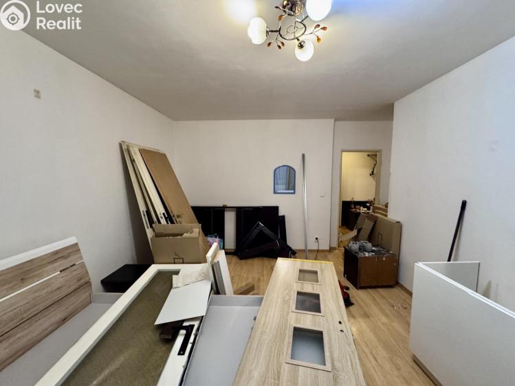 Pronájem bytu 3+1 Praha, Kuželova 579 č. 7