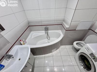 Rent apartment 3+1 Praha, Kuželova 579 č. 3