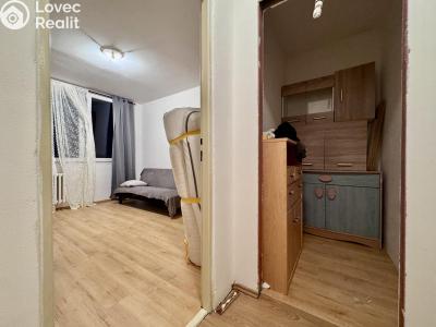 Rent apartment 3+1 Praha, Kuželova 579 č. 5
