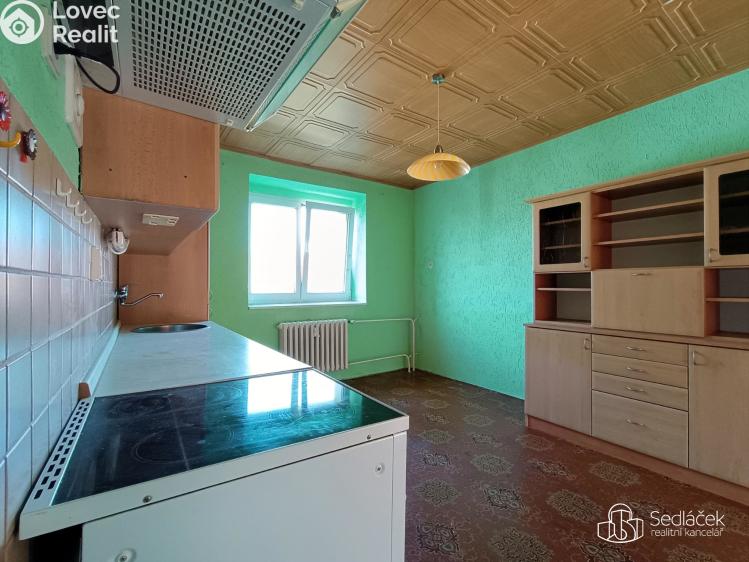 Продаж квартири 2+1 Královské Poříčí, Na sídlišti č. 2