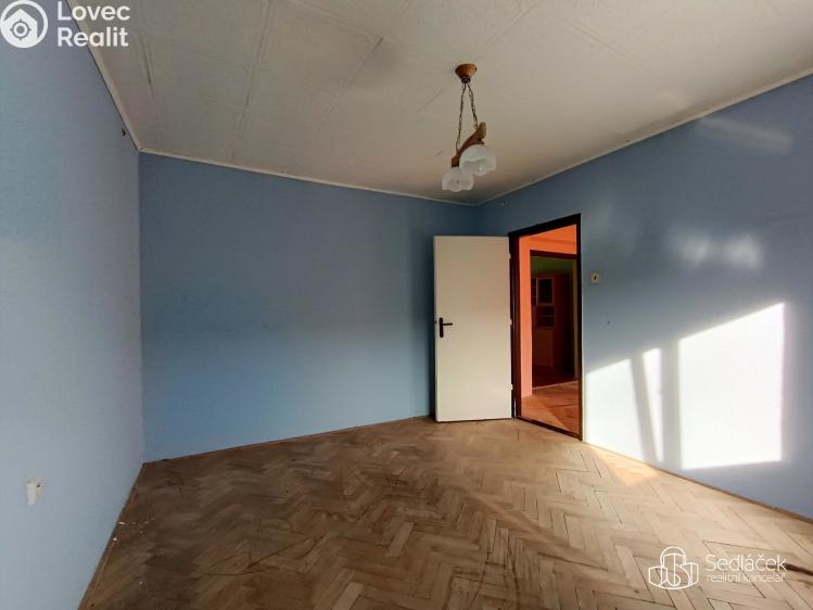 Продаж квартири 2+1 Královské Poříčí, Na sídlišti č. 7