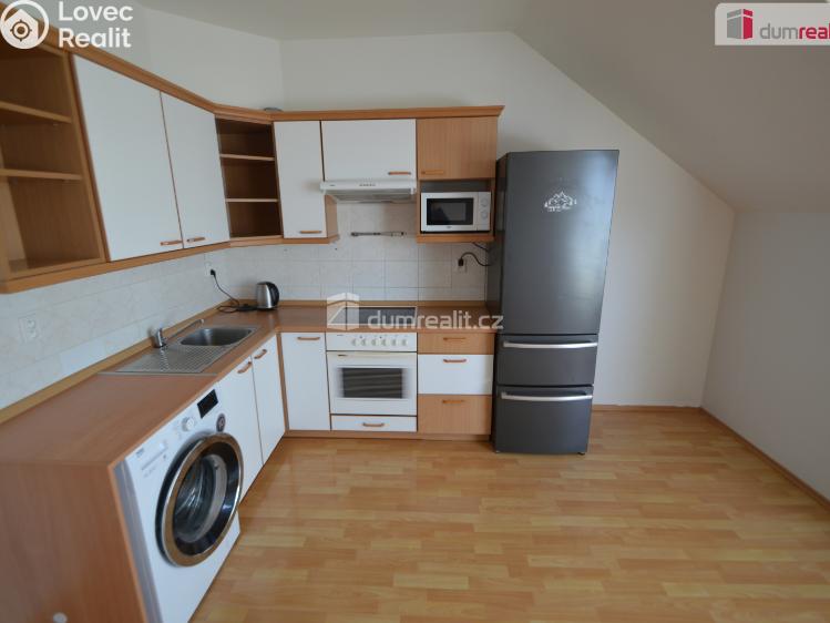 Pronájem bytu 1+KK Praha-Šeberov, K Hrnčířům č. 2