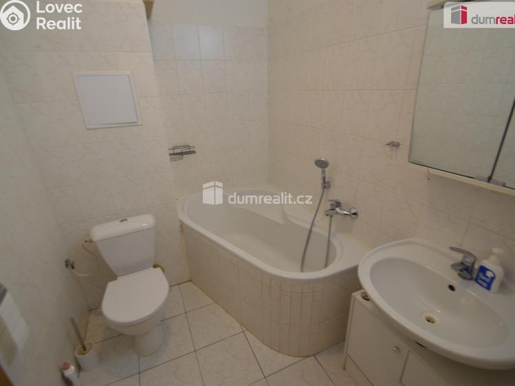 Pronájem bytu 1+KK Praha-Šeberov, K Hrnčířům č. 9