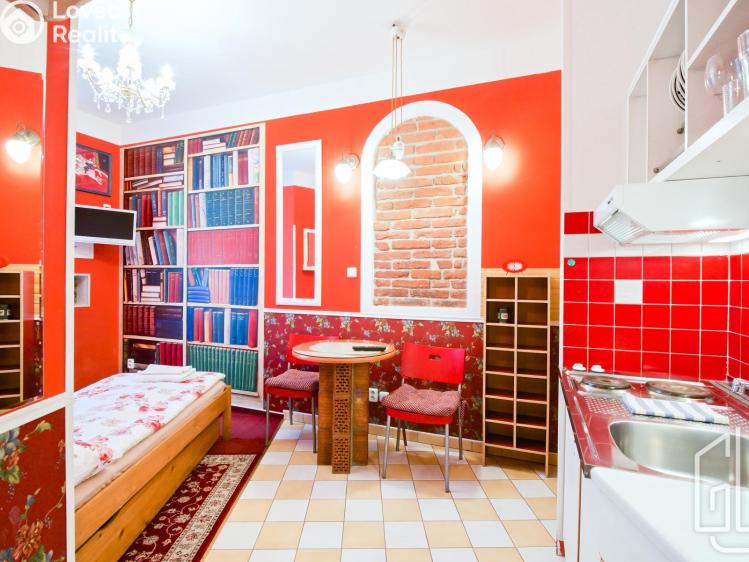 Pronájem bytu 1+KK Praha, Sokolovská č. 2