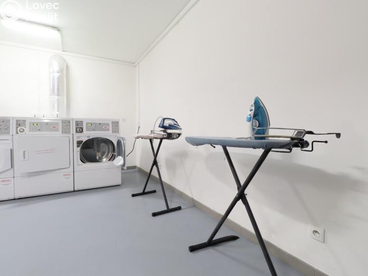 Pronájem bytu 1+KK Praha, Křížová č. 13