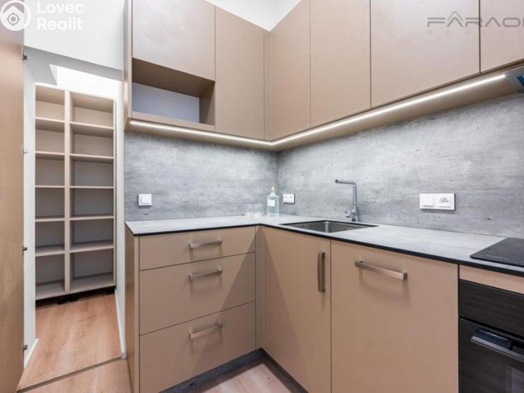 Продажа квартиры 3+KK Praha, Gorazdova č. 13