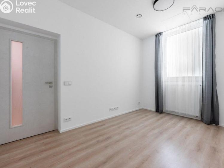 Продаж квартири 3+KK Praha, Gorazdova č. 9