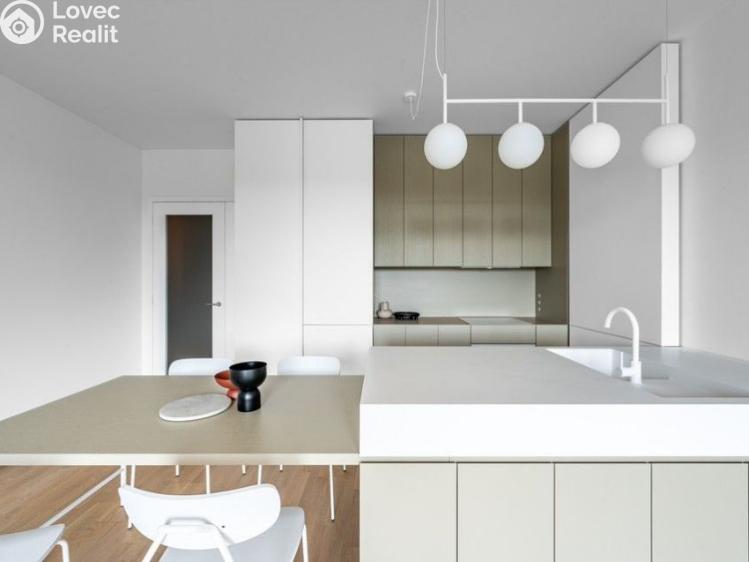 Pronájem bytu 2+KK Praha, Sanderova č. 7