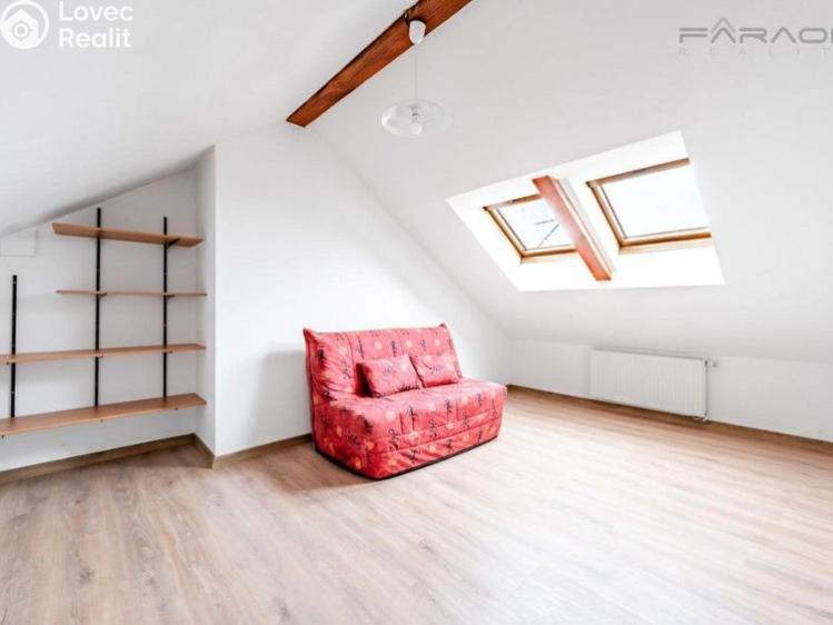 Pronájem bytu 3+KK Praha, Čajkovského č. 8