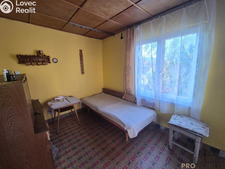 Sale hut Třinec, Kaštanová č. 34