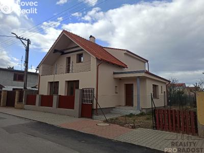 Sale family house Veltruby, K zastávce 134 č. 1