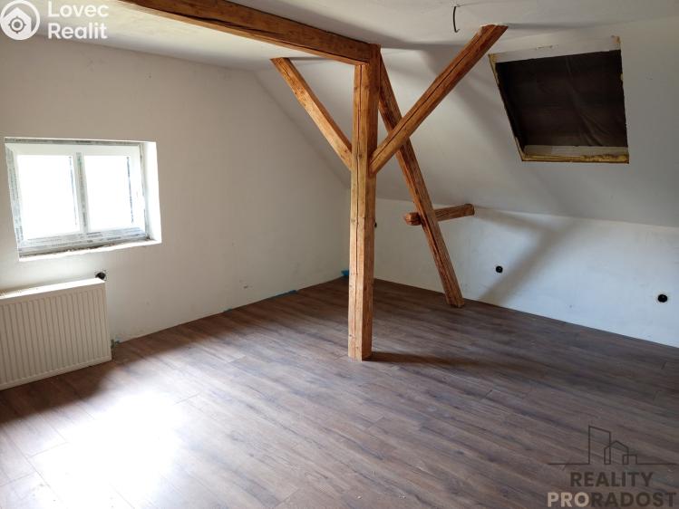 Sale atypical apartment Rokytno č. 25