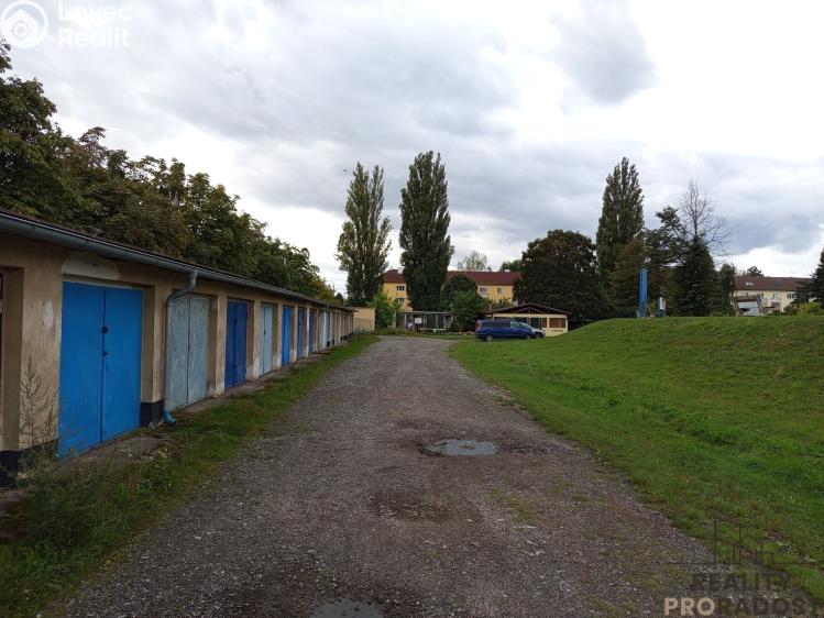 Prodej garáže Pardubice, Demokratické Mládeže č. 4