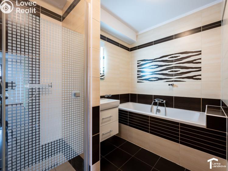 Pronájem bytu 3+KK Pardubice, Labský Palouk 495 č. 9