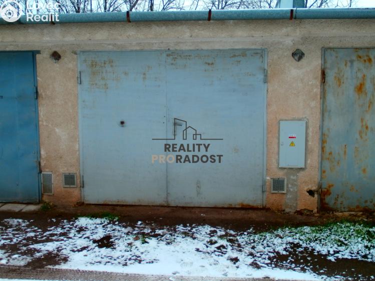 Pronájem garáže Znojmo, Pod Soudním vrchem č. 2