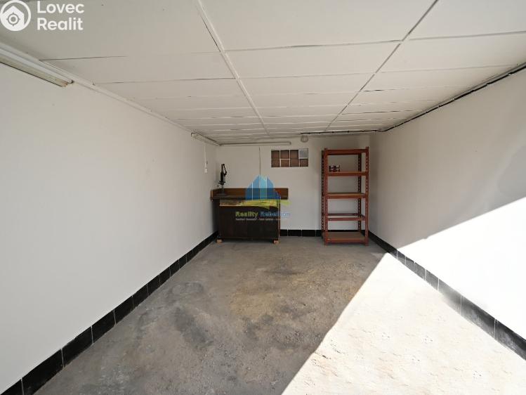 Prodej garáže Cheb, V Zahradách č. 2