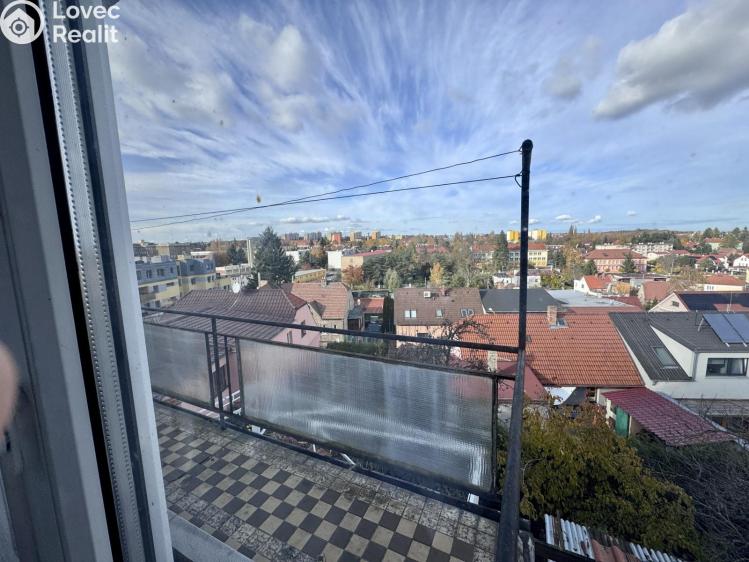 Оренда квартири 2+KK Praha, Kralupská č. 8