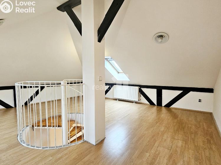 Оренда квартири 2+KK Kolín, Politických vězňů č. 13