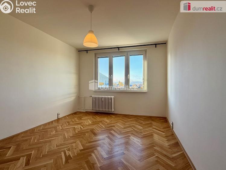 Pronájem bytu 2+1 Karlovy Vary, Okružní č. 8