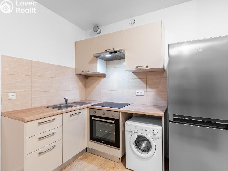 Rent apartment 1+KK Praha, Archangelská č. 1