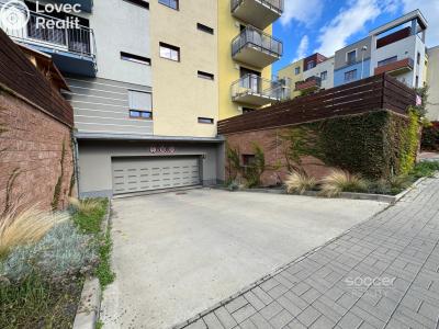 Pronájem garážového stání Praha, Fojtova č. 1