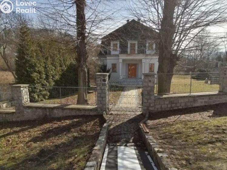 Prodej komerční nemovitosti Ústí nad Labem, Elišky Krásnohorské č. 1