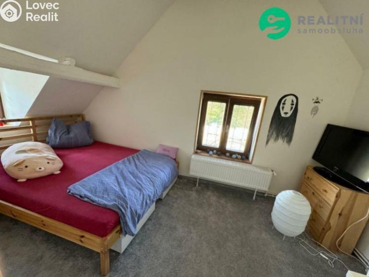 Prodej rodinného domu Tři Sekery č. 8