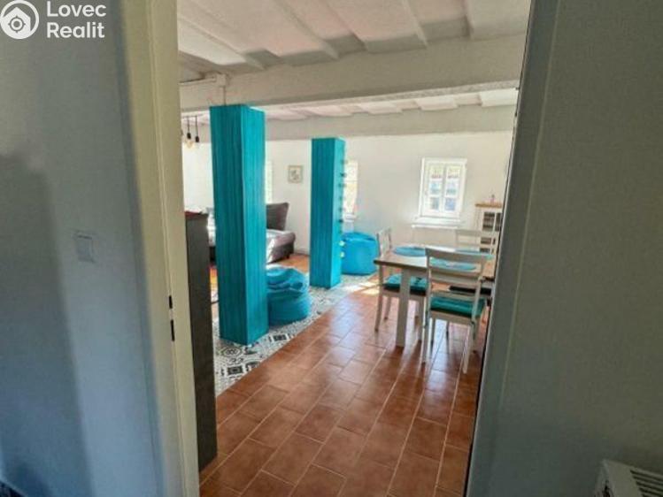 Prodej rodinného domu Tři Sekery č. 11