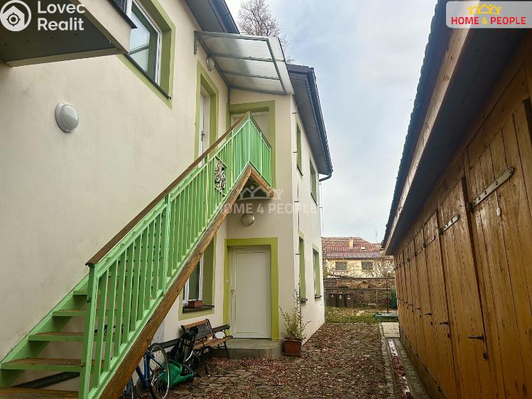 Pronájem bytu 2+KK Kouřim, Mírové náměstí č. 3