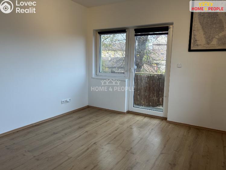 Pronájem bytu 2+KK Kouřim, Mírové náměstí č. 8