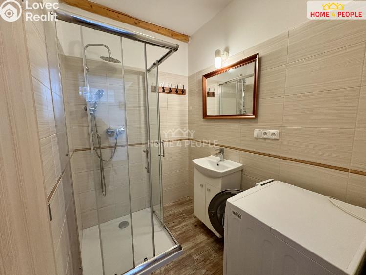 Rent apartment 2+KK Kouřim, Mírové náměstí č. 24