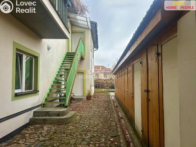 Pronájem bytu 2+KK Kouřim, Mírové náměstí č. 2