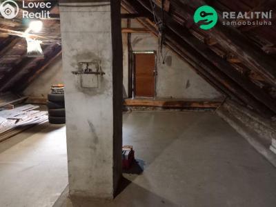 Продаж сімейного будинку Opava, Bílovecká č. 6