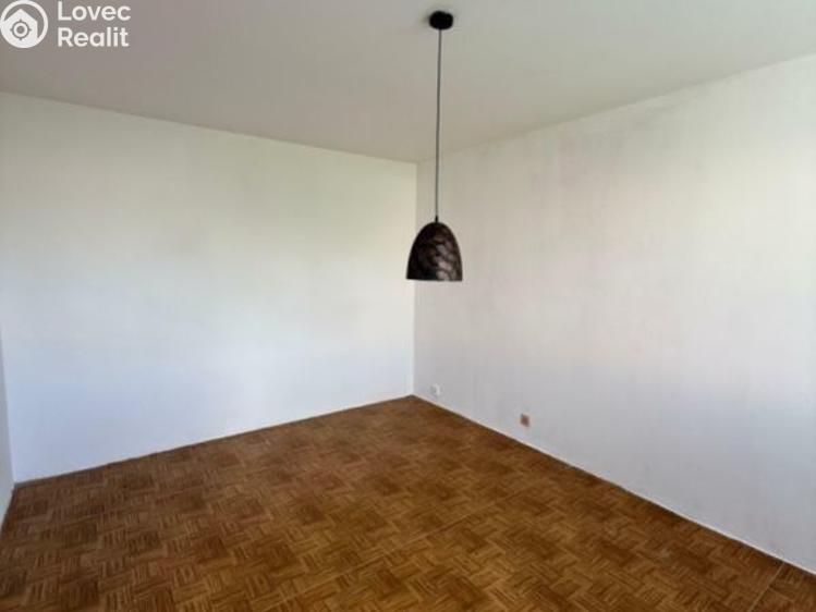 Sale apartment 1+1 Chomutov, Písečná č. 7