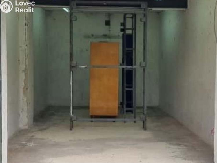 Prodej garáže Nová Role, Chodovská č. 1