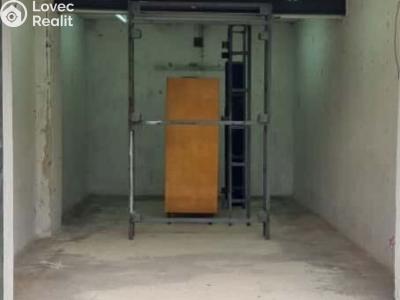 Sale garage Nová Role, Chodovská č. 1
