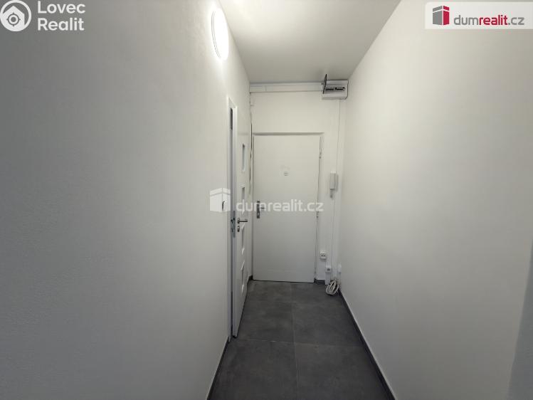 Pronájem bytu 1+KK Ústí nad Labem, Glennova č. 9