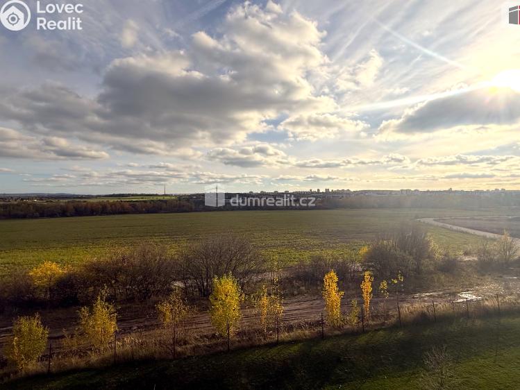 Pronájem bytu 3+KK Praha-Dolní Měcholupy, Honzíkova č. 15