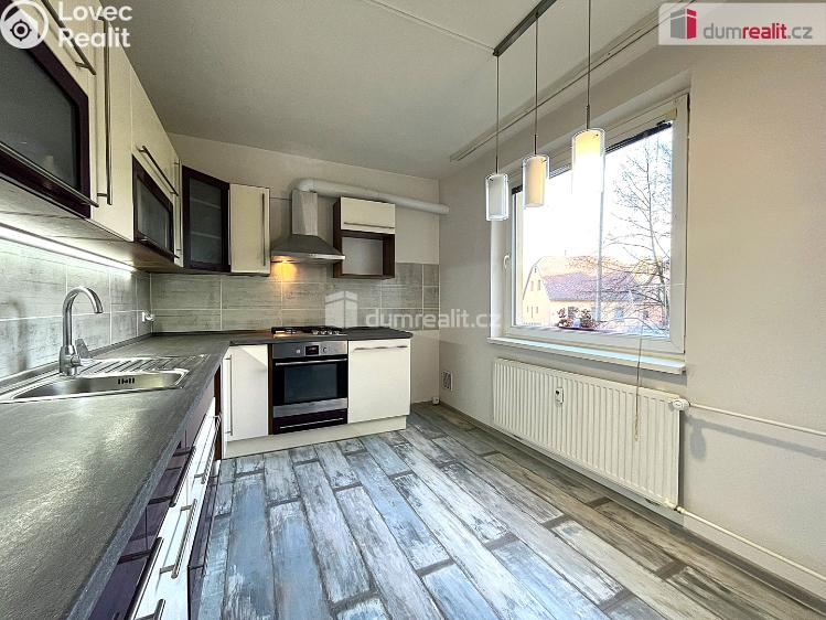 Prodej bytu 3+1 Sokolov, Jiřího z Poděbrad č. 8