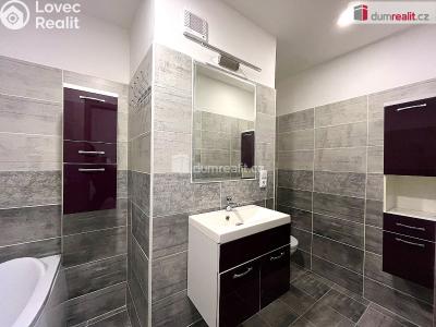 Prodej bytu 3+1 Sokolov, Jiřího z Poděbrad č. 3