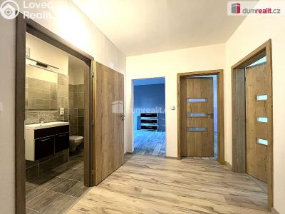 Prodej bytu 3+1 Sokolov, Jiřího z Poděbrad č. 4