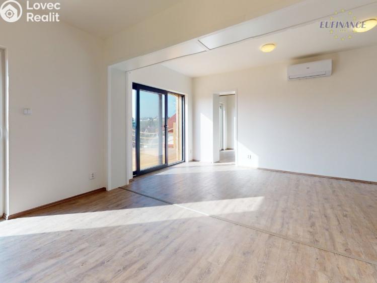 Pronájem rodinného domu Kralupy nad Vltavou, Na Skalách č. 12