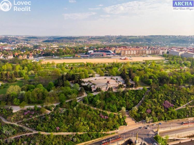 Продажа квартиры 2+KK Praha, Na výšinách č. 12