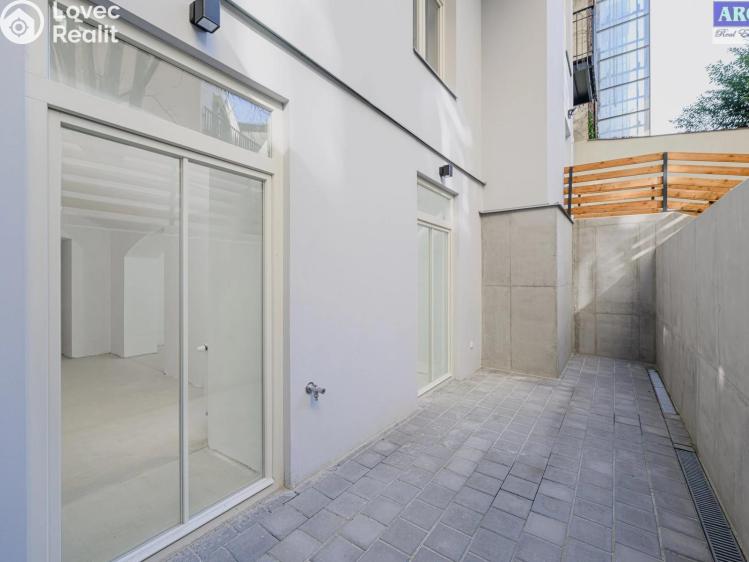 Продажа квартиры 2+KK Praha, Na výšinách č. 16