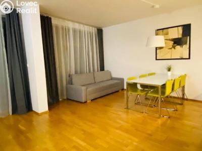 Pronájem bytu 1+KK Praha, Jeseniova č. 4