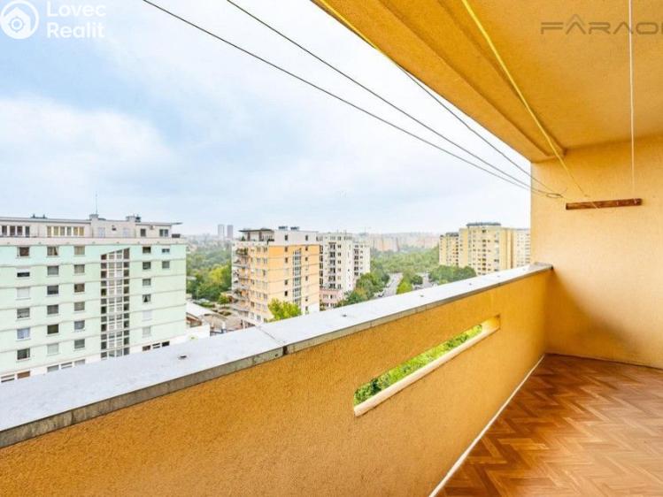 Pronájem bytu 4+1 Praha, Petržílkova č. 7