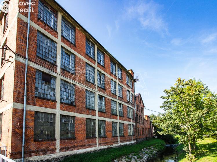 Pronájem výrobní haly Fulnek, 1. máje č. 1