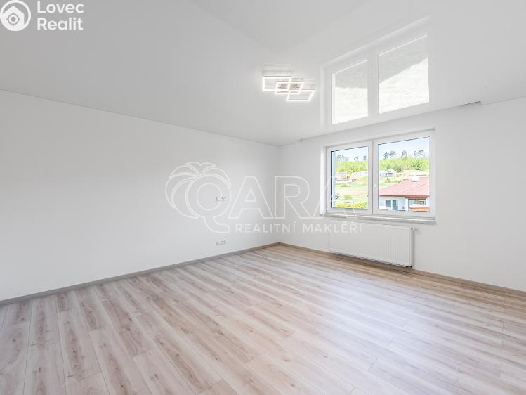 Prodej rodinného domu Žebrák, Na Pěšině 496 č. 6