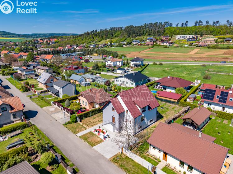 Prodej rodinného domu Žebrák, Na Pěšině 496 č. 17